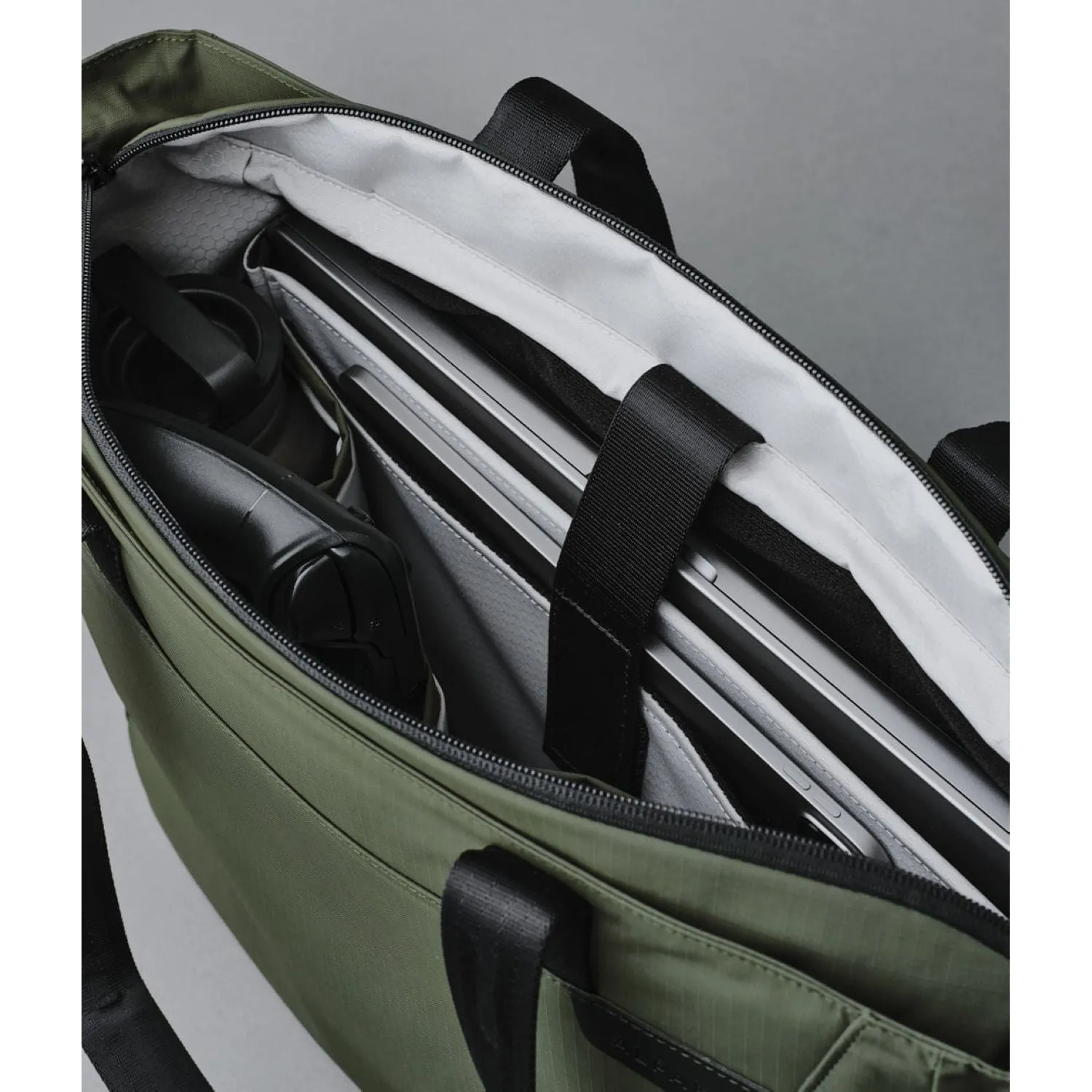 ALPAKA Metro Tote Axoflux 210D