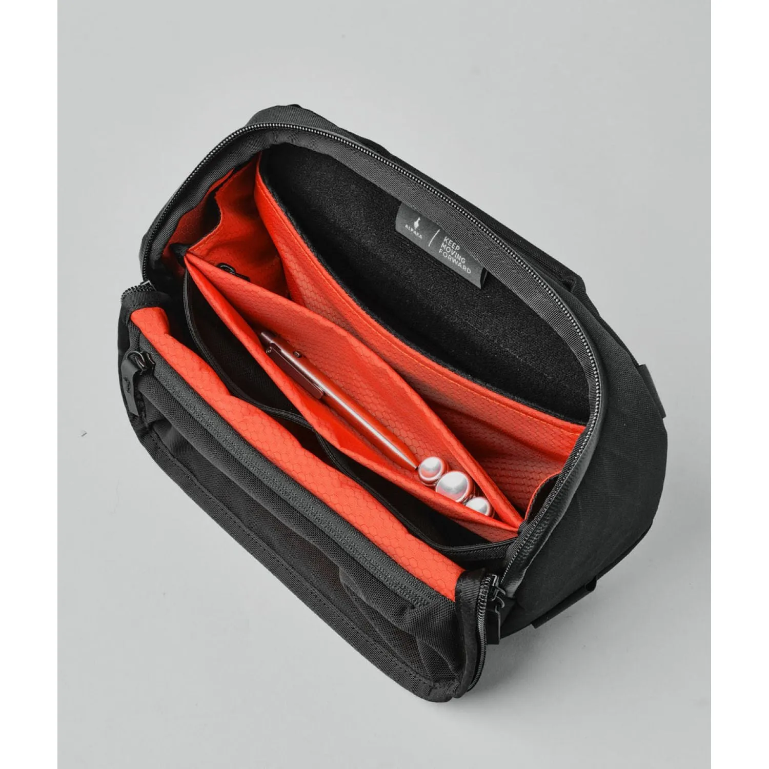 ALPAKA Vertex Pouch