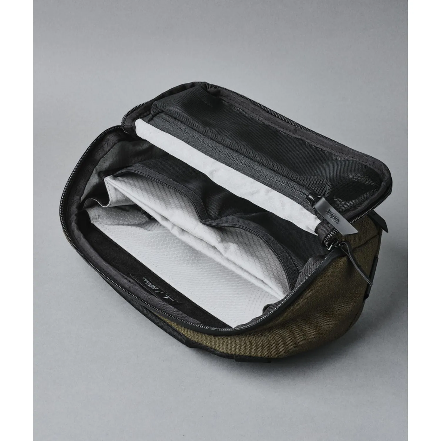 ALPAKA Vertex Pouch