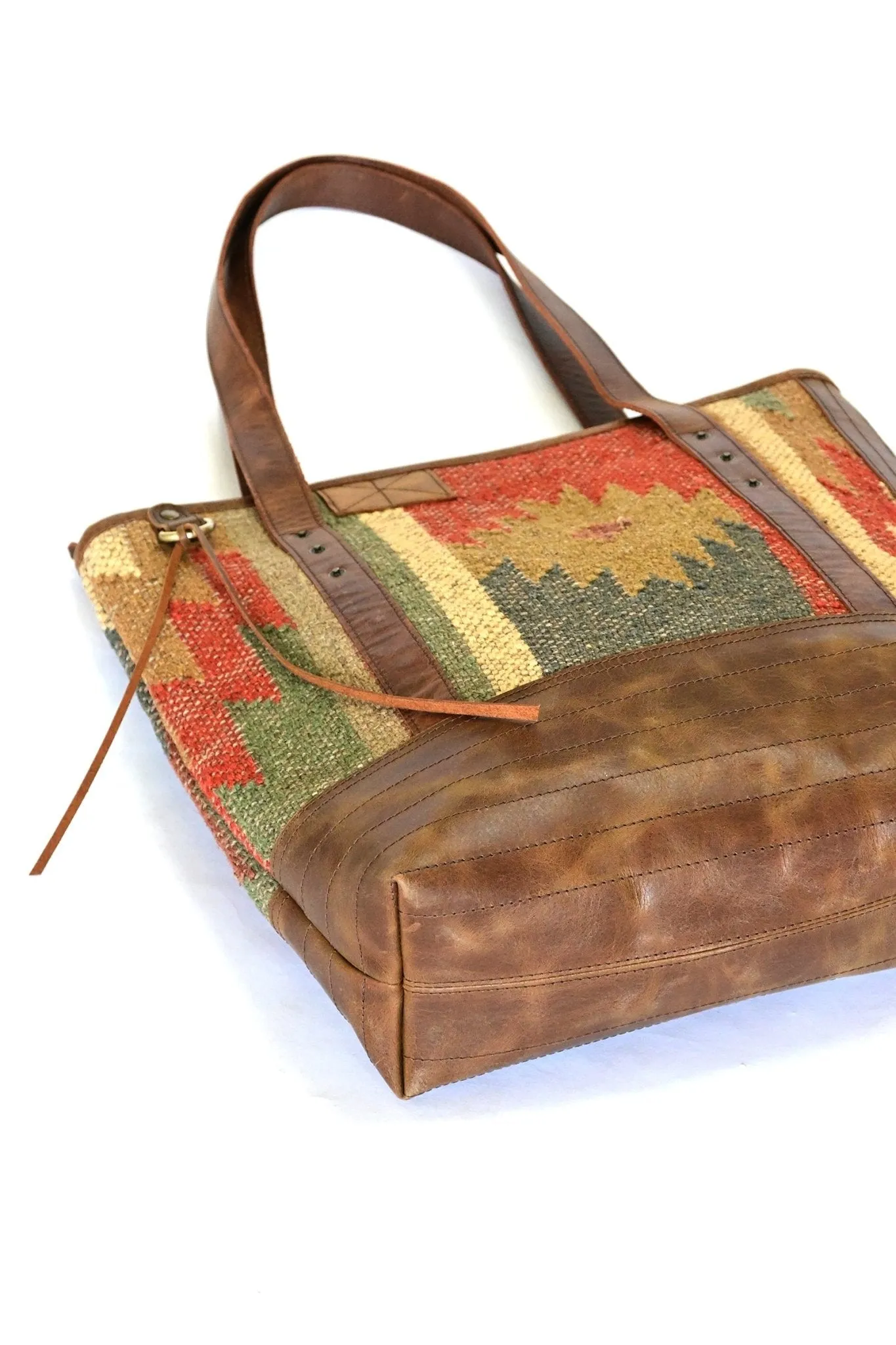ANEUR - KILIM & LEATHER HAND BAG