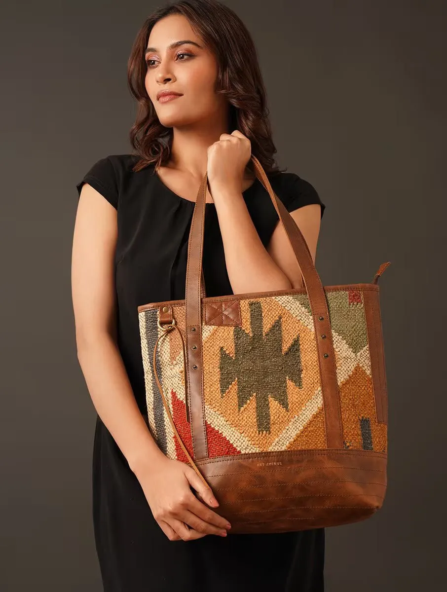 ANEUR - KILIM & LEATHER HAND BAG