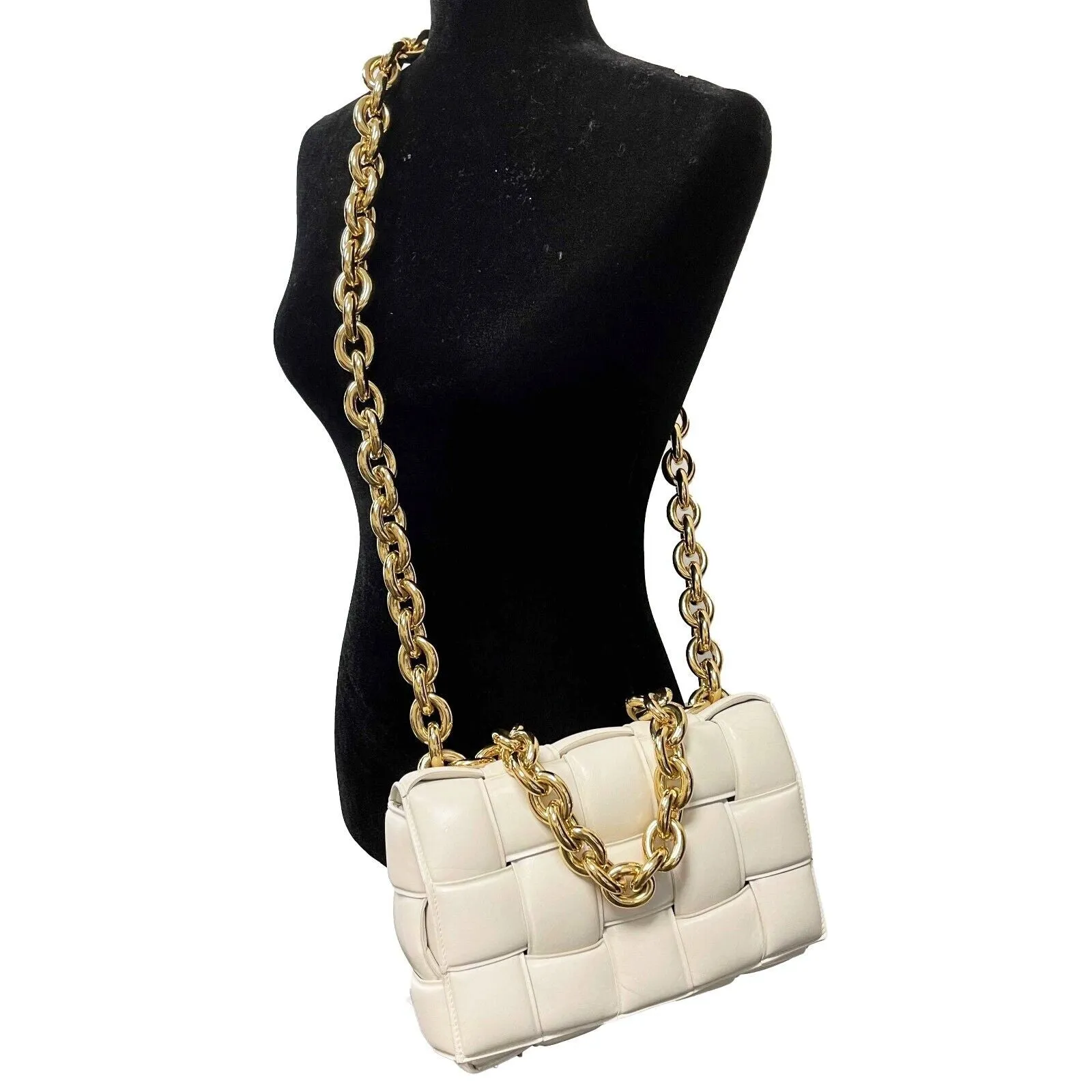 Bottega Veneta - Lambskin Maxi Intrecciato Padded White Crossbody