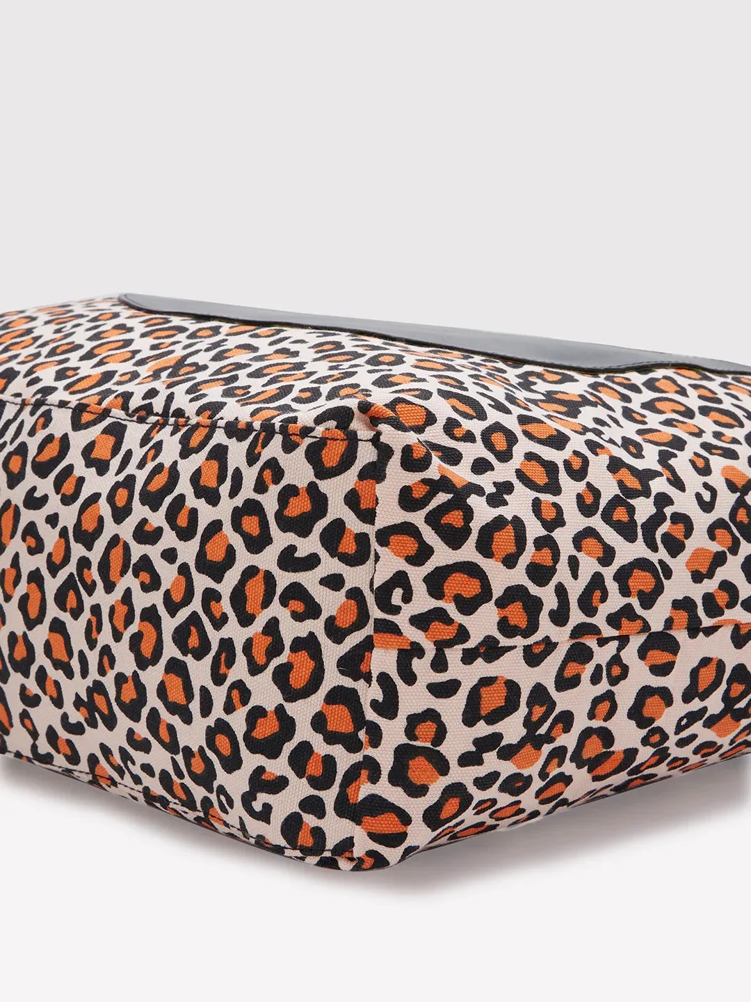 Caprese Karel Tote Large Orange