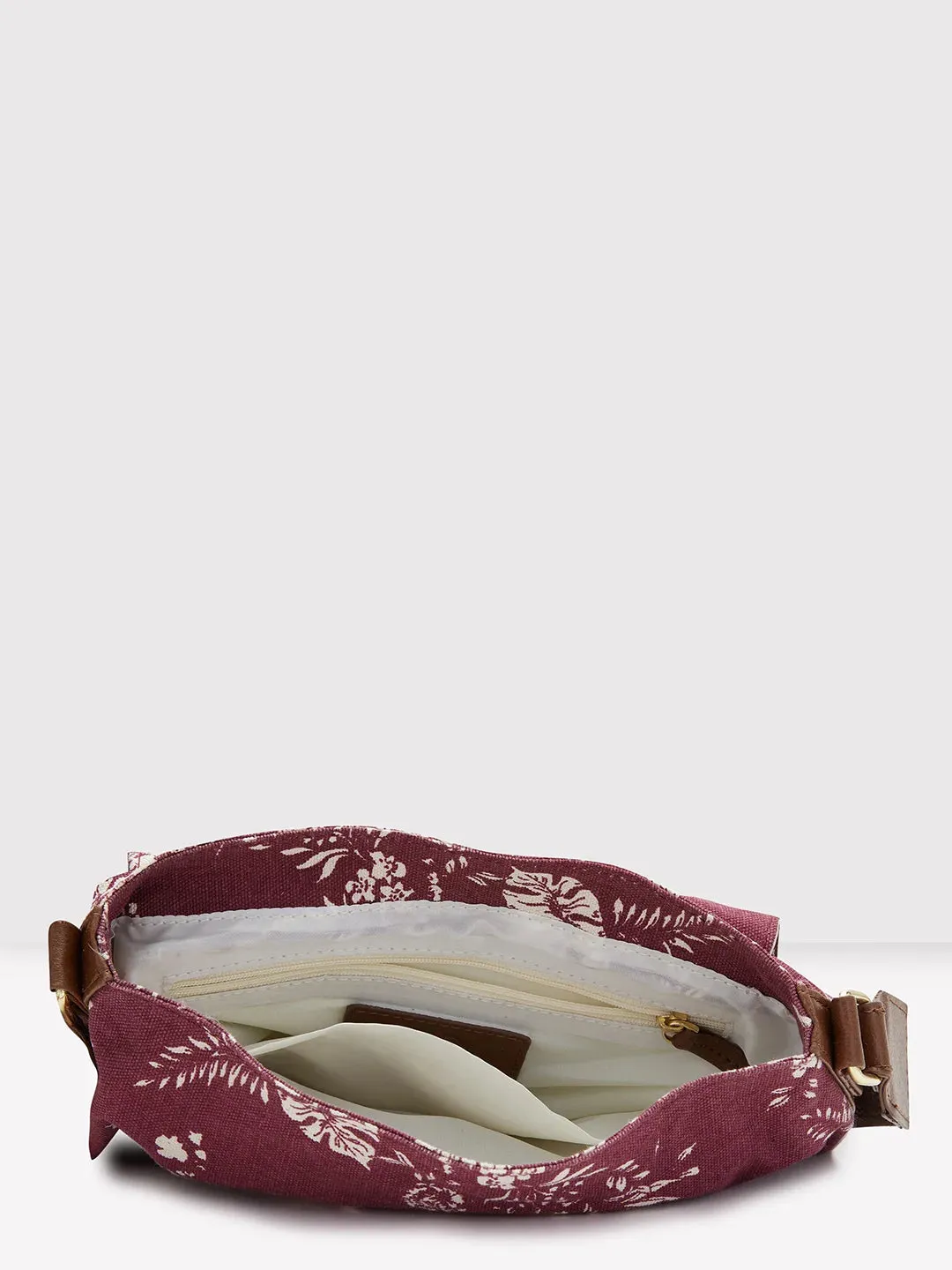 Caprese Kendall Sling Small Maroon