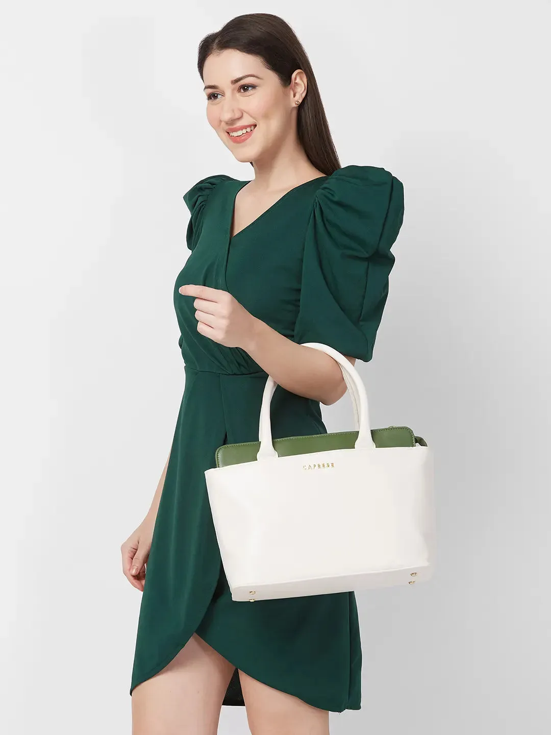 Caprese Lizzy Satchel Medium Solid Women'S Handbag Cream