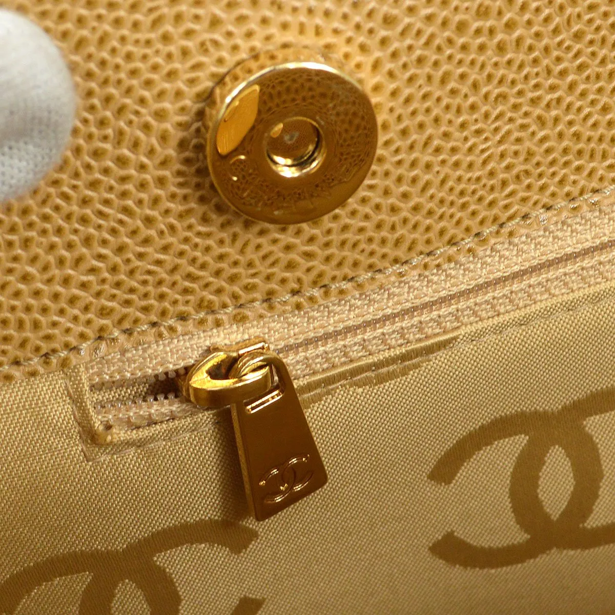 CHANEL 2001-2003 Beige Caviar Wild Stitch Tote