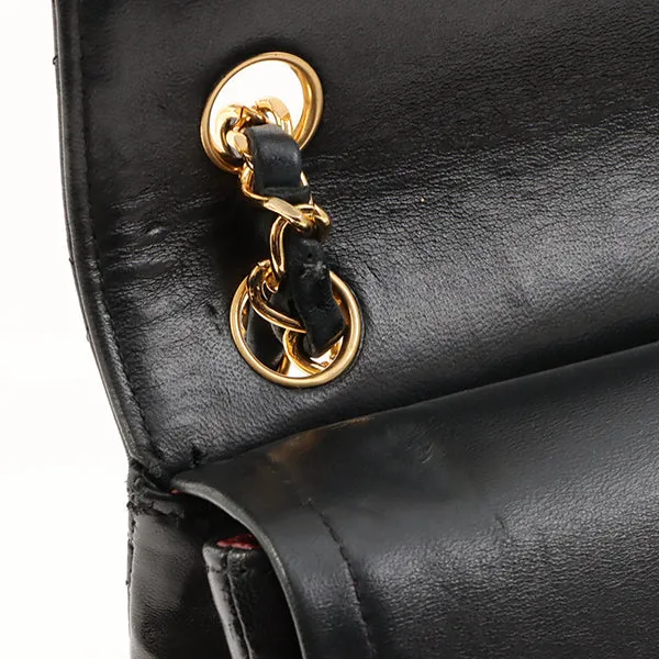 Chanel Around 1985-1990 Made Straight Flap Turn-Lock Chain Bag Black