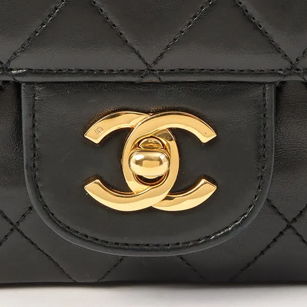 Chanel Around 1985-1990 Made Straight Flap Turn-Lock Chain Bag Black