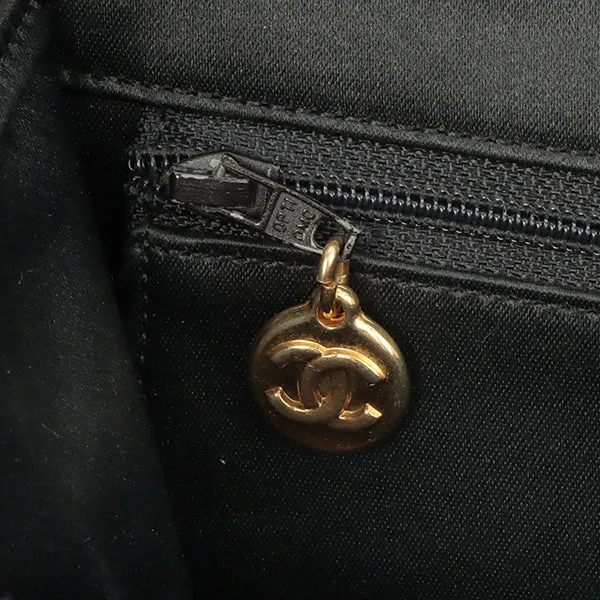 Chanel Around 1985~1990 Silk Satin Cc Mark Plate Straight Flap Chain Bag Black