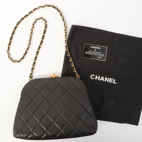 Chanel Around 1997 Made Turn-Lock Metal Clasp Chain Shoulder Bag Black