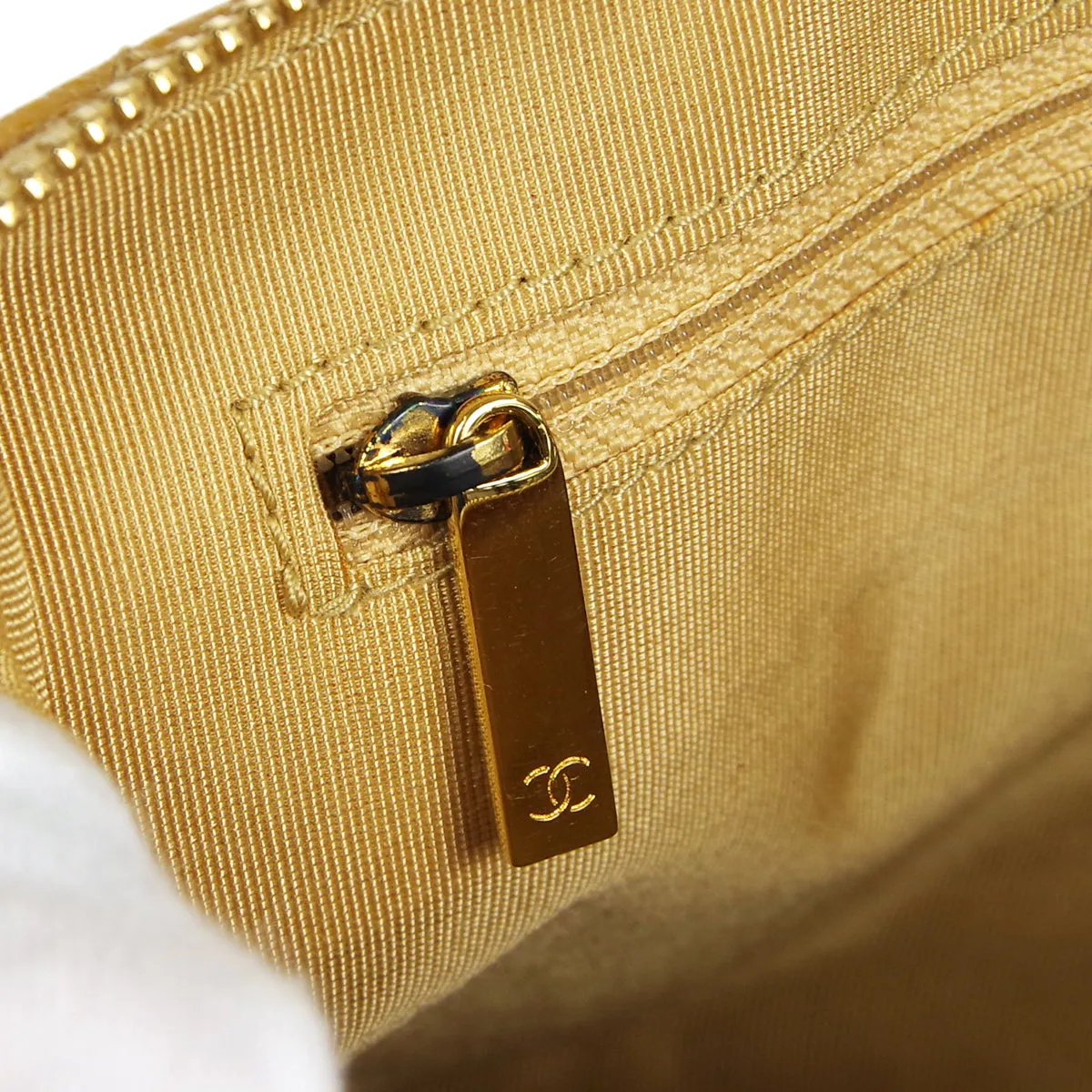 CHANEL Chain Shoulder Bag Beige Caviar