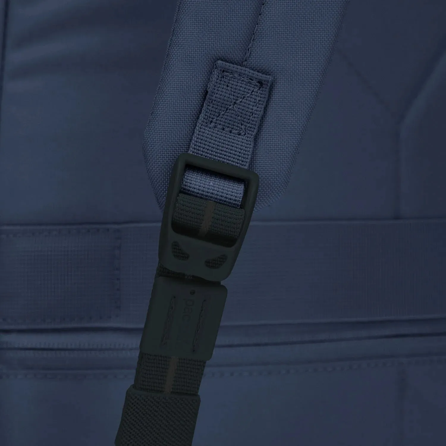 「防盗平安包」Pacsafe Go 防盜系列 (預訂貨品，3月5日送出)